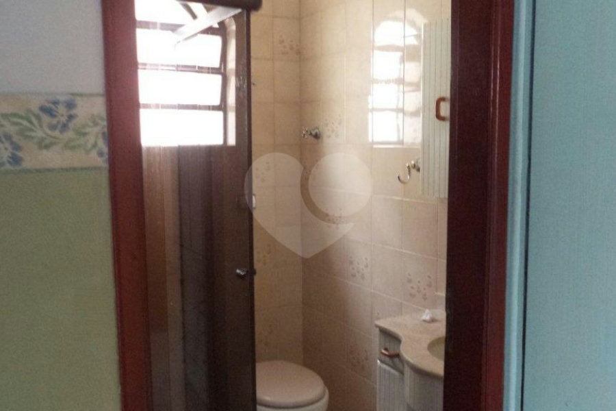 Sobrado à venda com 3 quartos, sendo 1 suíte, em Parada Inglesa, São Paulo, SP