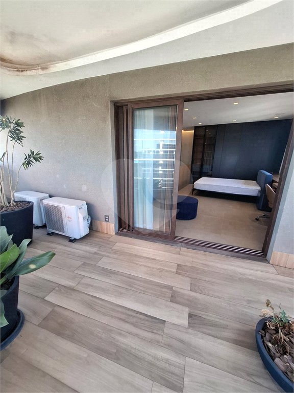 Apartamento à venda com 1 suíte em Vila Olímpia, São Paulo, SP