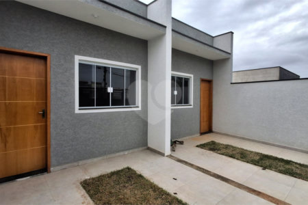 Casa de Vila à venda com 2 quartos em Jardim Santa Marta, Sorocaba, SP