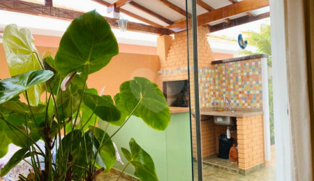 Sobrado à venda com 5 quartos, sendo 1 suíte,  em Interlagos, São Paulo, SP