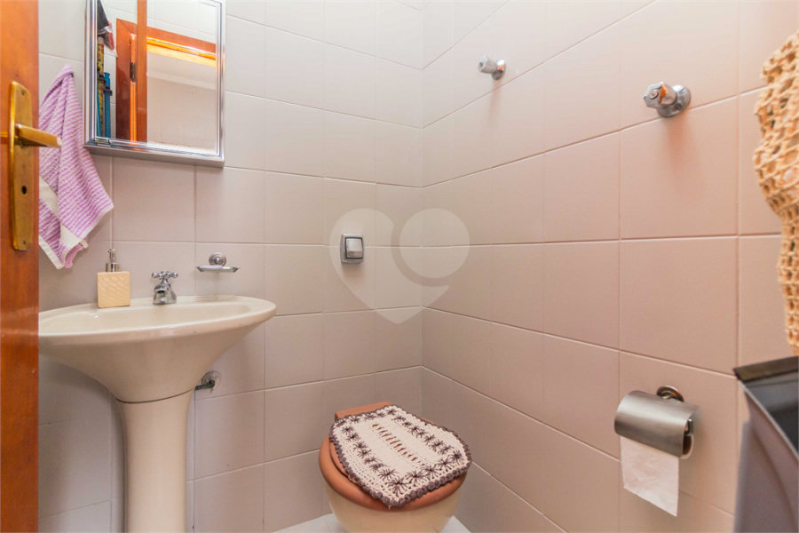 Casa à venda com 3 quartos, sendo 1 suíte, em Horto Florestal, São Paulo, SP