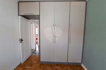 Sobrado à venda com 3 quartos, sendo 1 suíte, em Vila Gomes Cardim, São Paulo, SP