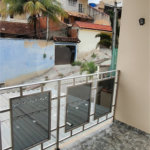 Casa à venda com 5 quartos, sendo 3 suítes, no condomínio Village Texeira Campos, Rio de Janeiro - RJ