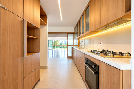 Apartamento à venda com 4 quartos, sendo 1 suíte, em Alto da Boa Vista, São Paulo, SP