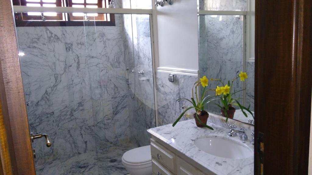 Casa à venda ou para alugar com 4 quartos, sendo 3 suítes, em Lapa, São Paulo, SP