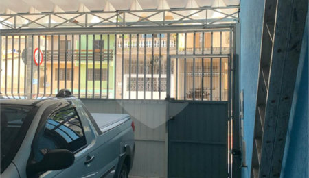 Casa para alugar com 3 quartos em Vila Dalva, São Paulo, SP