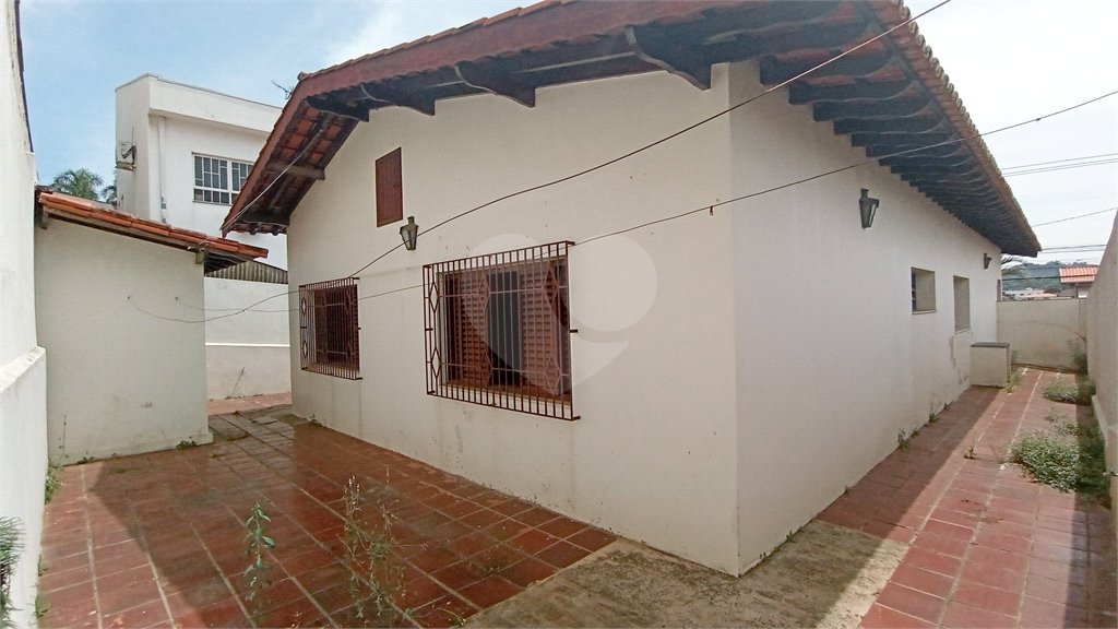 Casa à venda com 3 quartos em Santa Rosa, Vinhedo, SP