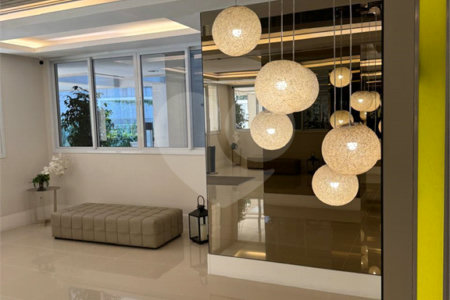 Apartamento à venda com 2 quartos em Bela Vista, São Paulo, SP