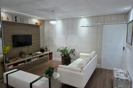 Apartamento à venda com 3 suítes em Vila Floresta, Santo André, SP