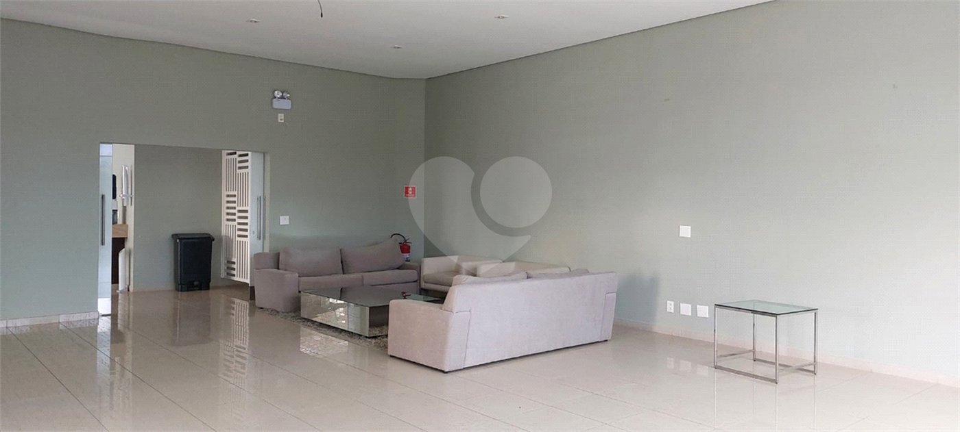 Casa à venda com 3 suítes no condomínio Figueira Garden, Atibaia - SP