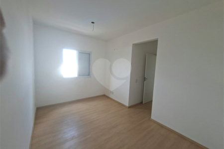 Apartamento à venda ou para alugar com 3 quartos, sendo 1 suíte, em Vila Macia, Itapetininga, SP