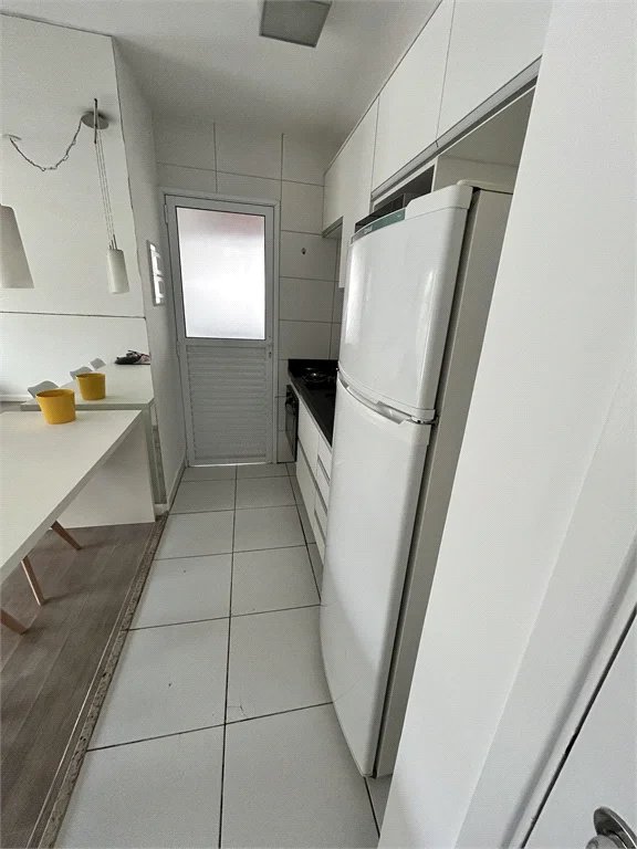 Apartamento à venda com 3 quartos, sendo 1 suíte,  em Vila Andrade, São Paulo, SP