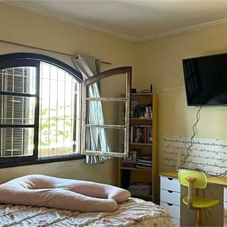 Sobrado à venda com 3 quartos, sendo 1 suíte, em Parque Ipê, São Paulo, SP