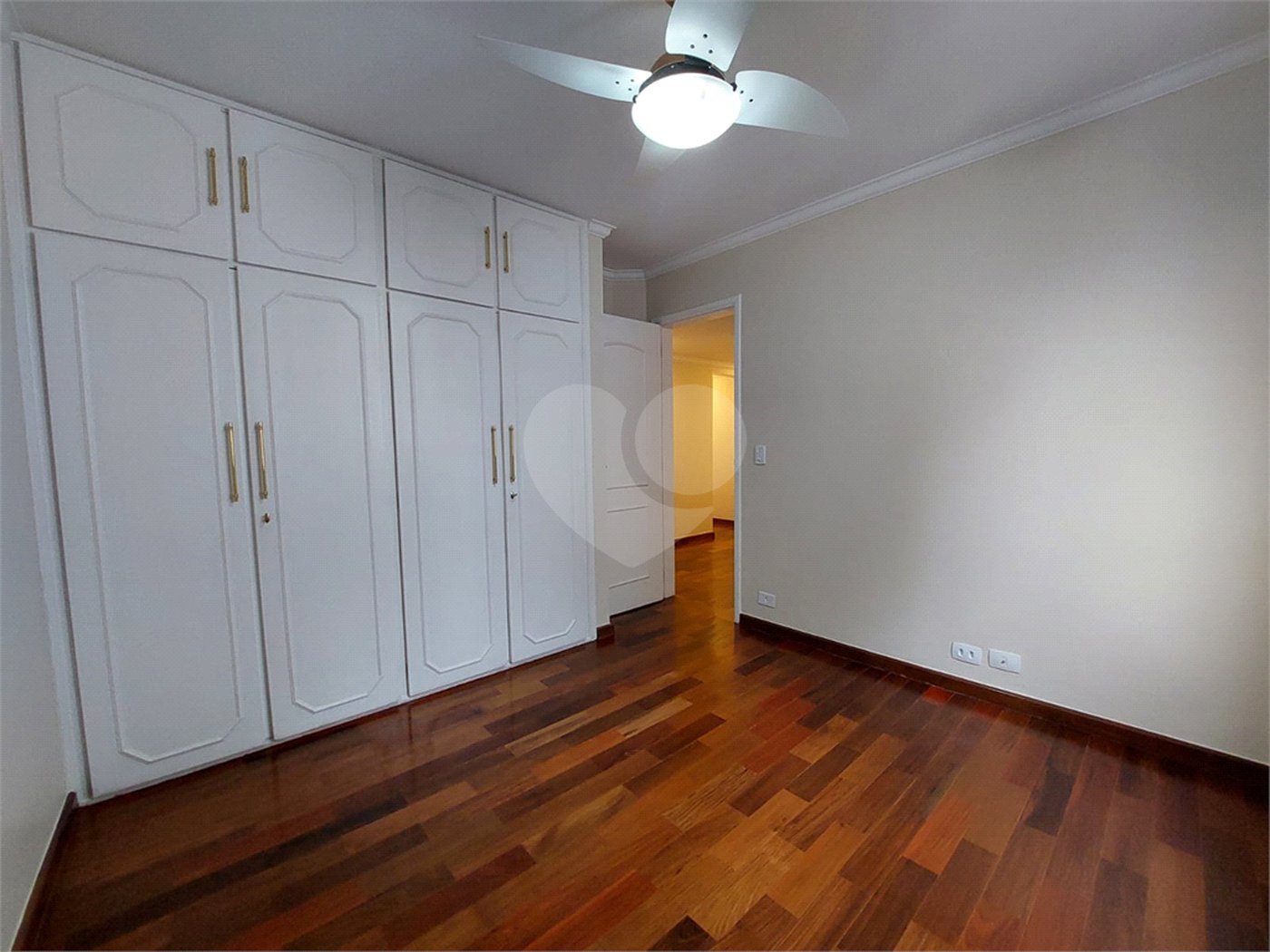 Apartamento à venda com 3 quartos, sendo 1 suíte, em Sumaré, São Paulo, SP