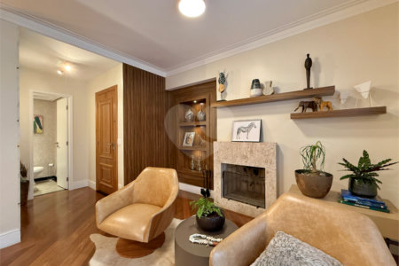 Apartamento à venda com 3 suítes em Campo Belo, São Paulo, SP