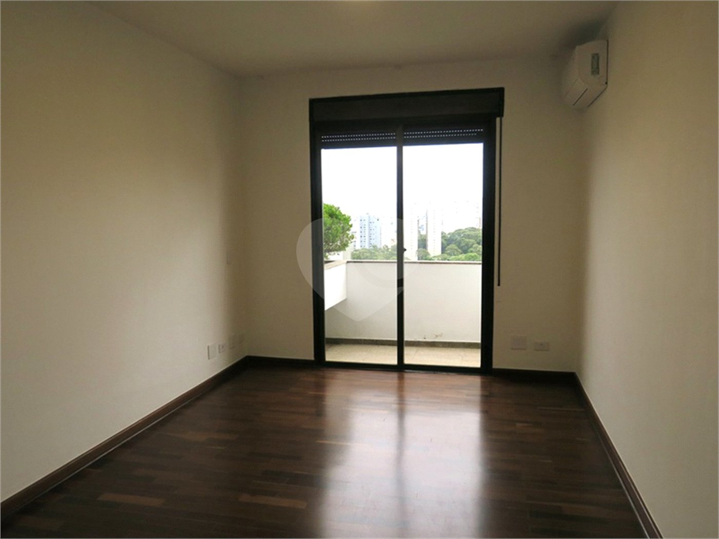 Cobertura à venda com 4 quartos, sendo 2 suítes,  em Vila Suzana, São Paulo, SP