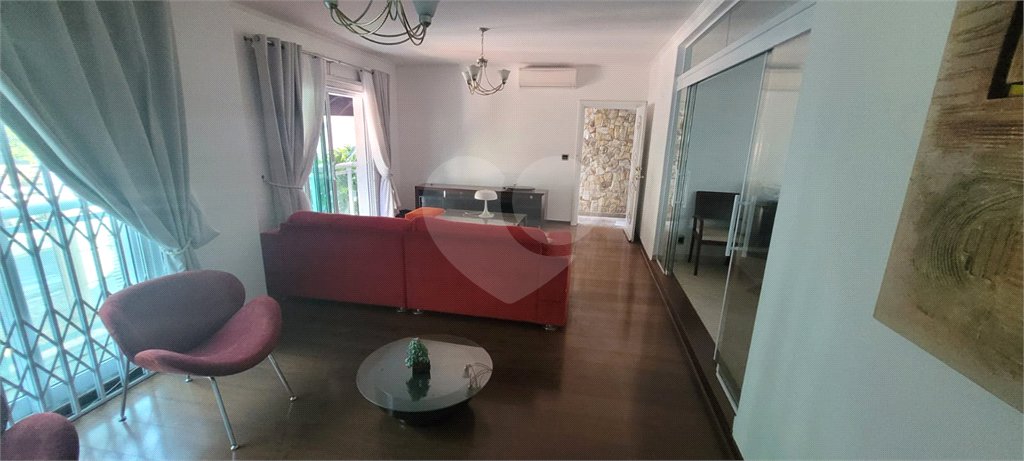 Sobrado à venda com 4 quartos, sendo 2 suítes, em Tucuruvi, São Paulo, SP