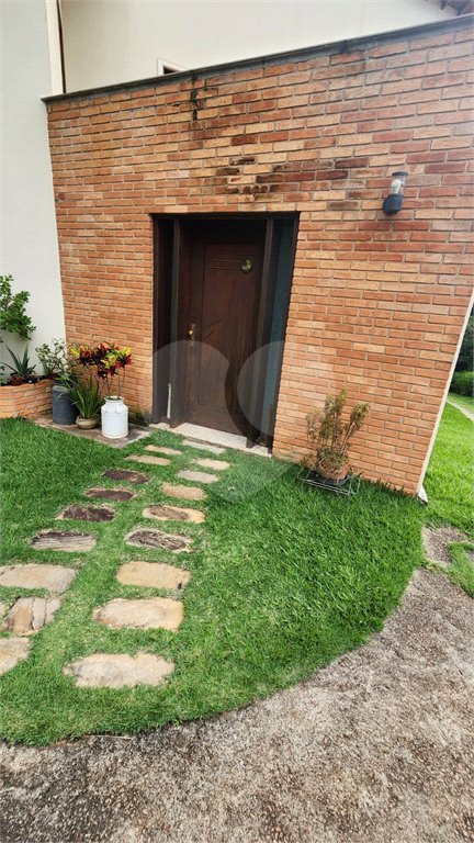 Chácara à venda com 4 quartos, sendo 3 suítes, em Pinheirinho, Vinhedo, SP