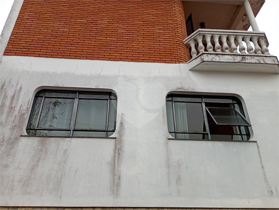Sobrado à venda ou para alugar com 3 quartos, sendo 1 suíte, em Horto, São Paulo, SP