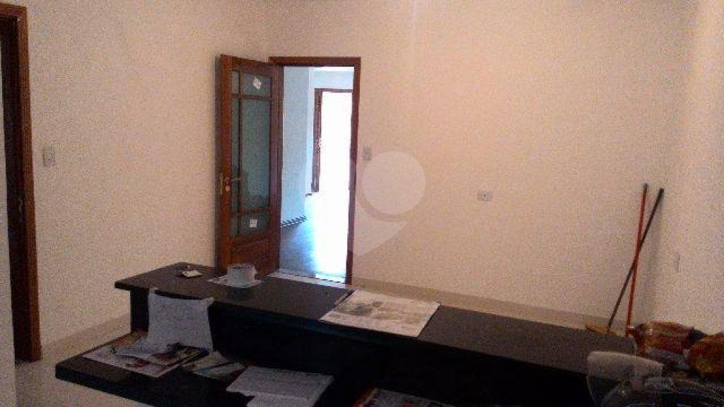 Casa à venda com 3 suítes em Vila Paiva, São Paulo, SP