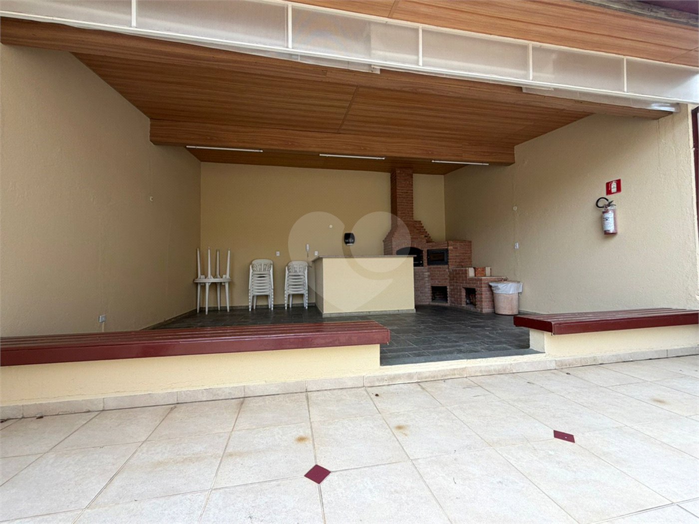 Apartamento à venda com 3 quartos, sendo 1 suíte, no Centro, Suzano, SP