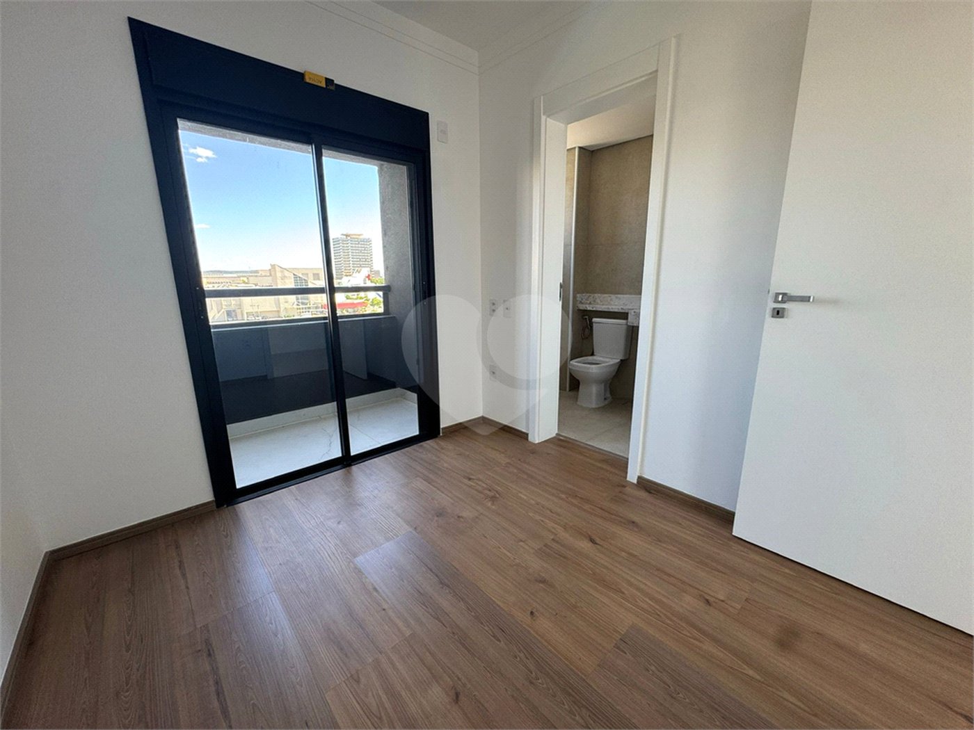 Apartamento à venda ou para alugar com 3 suítes em Parque Campolim, Sorocaba, SP
