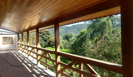Casa à venda ou para alugar com 6 quartos, sendo 2 suítes,  em Rio Acima, Mairiporã, SP