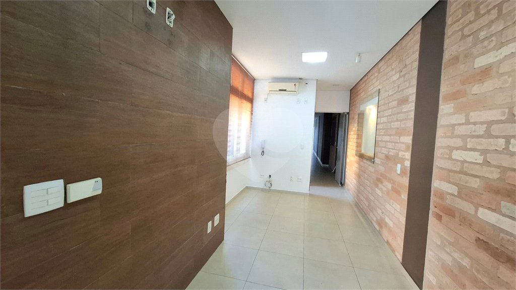 Sobrado à venda com 3 suítes em Vila Hortência, Sorocaba, SP