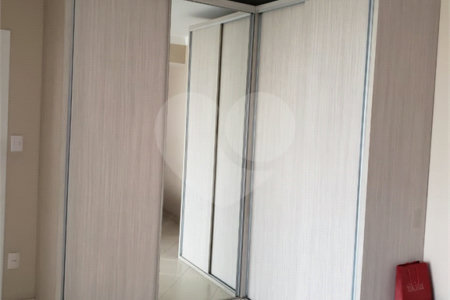 Casa à venda com 6 quartos, sendo 3 suítes, em Alto Ipiranga, Mogi das Cruzes, SP