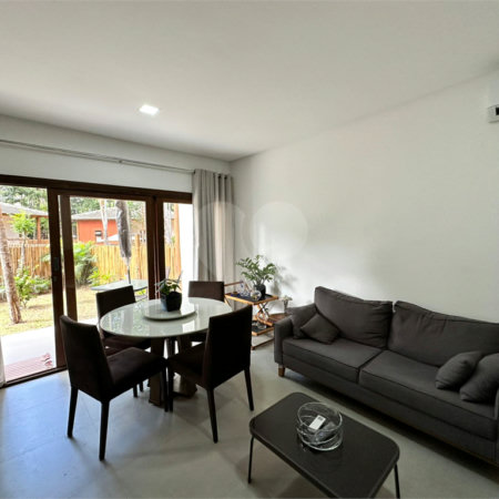 Casa à venda com 2 quartos, sendo 1 suíte, no Centro / Arraial D'ajuda, Porto Seguro, BA