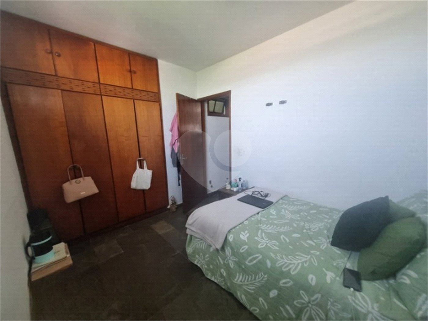 Casa à venda com 3 quartos, sendo 1 suíte, no Centro, Vinhedo, SP