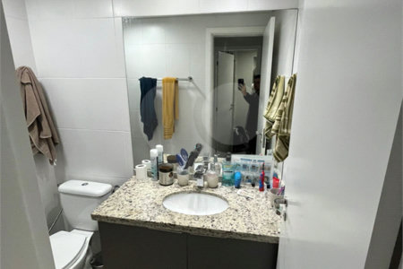 Apartamento à venda com 3 quartos, sendo 1 suíte, em Campo Grande, São Paulo, SP