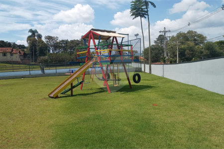 Casa à venda com 3 suítes no condomínio Associação dos Moradores do Loteamento Alto da Floresta, Bom Jesus dos Perdões - SP