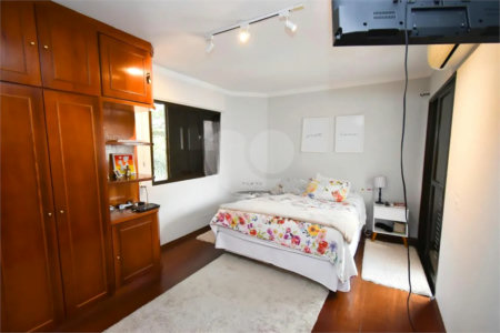 Apartamento à venda com 3 quartos, sendo 1 suíte, em Vila Maria Alta, São Paulo, SP