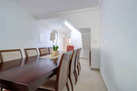 Casa de Vila à venda com 4 suítes em Granja Julieta, São Paulo, SP