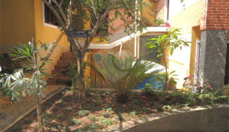 Casa à venda ou para alugar com 4 suítes em Santo Amaro, São Paulo, SP