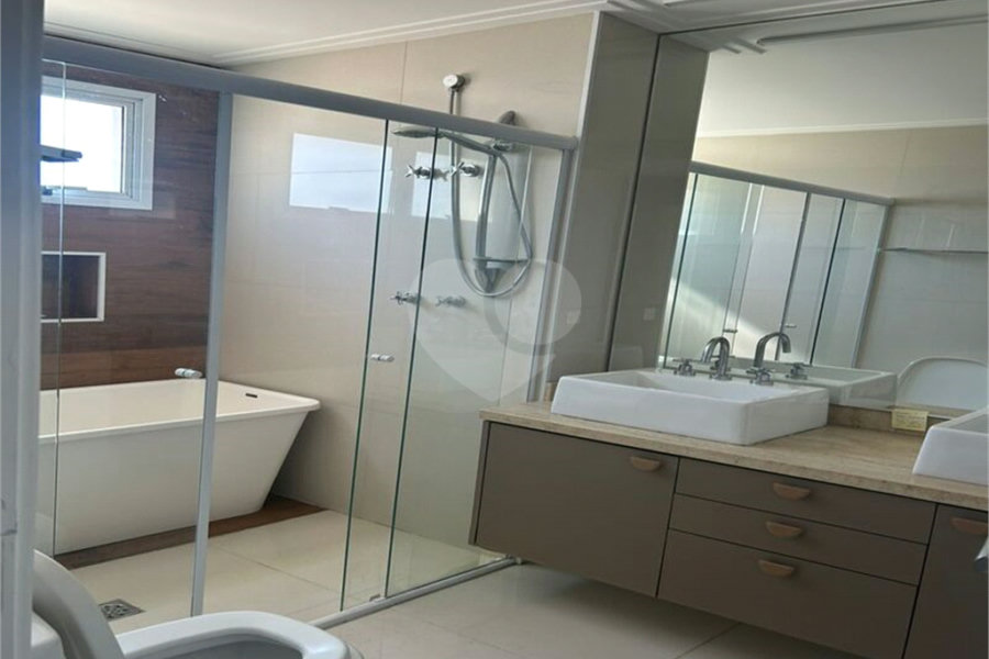 Apartamento para alugar com 3 suítes em Tatuapé, São Paulo, SP