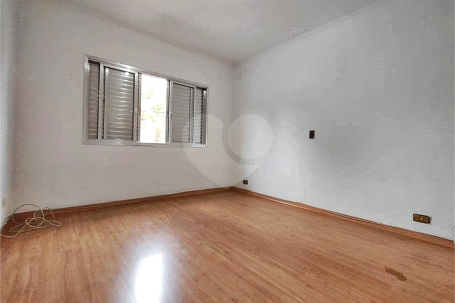 Sobrado à venda com 3 quartos, sendo 1 suíte, em Vila Pedra Branca, São Paulo, SP
