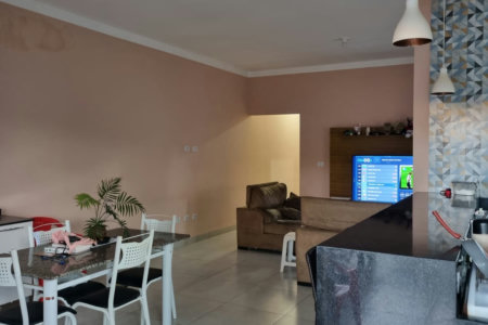 Sobrado à venda com 3 quartos, sendo 1 suíte,  em Jardim Alvorada, Três Lagoas, MS