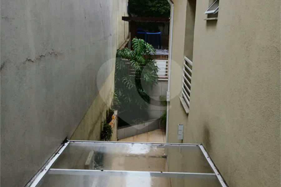 Sobrado à venda com 3 suítes em Santana, São Paulo, SP