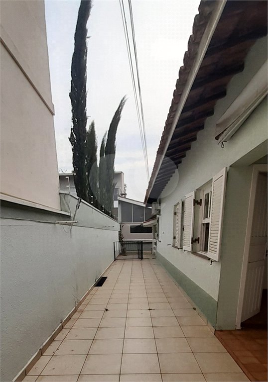 Casa à venda com 5 quartos, sendo 1 suíte, no Centro, Bom Jesus dos Perdões, SP