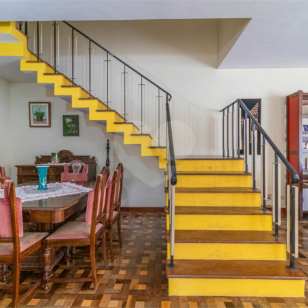 Sobrado à venda com 4 quartos, sendo 1 suíte, em Campo Belo, São Paulo, SP