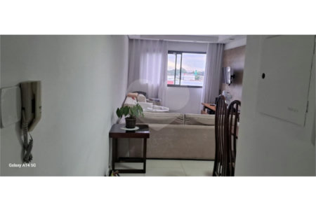 Apartamento à venda com 2 quartos em Vila Mangalot, São Paulo, SP