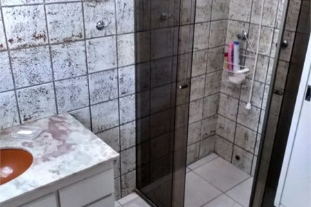 Casa à venda com 4 quartos, sendo 1 suíte,  em Alto da Lapa, São Paulo, SP