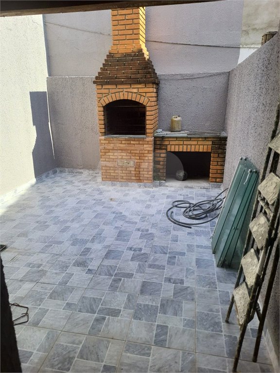 Sobrado à venda com 2 quartos em Vila Romero, São Paulo, SP