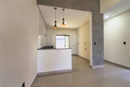 Casa à venda com 3 quartos, sendo 1 suíte, no condomínio Horto Florestal Villagio, Sorocaba - SP
