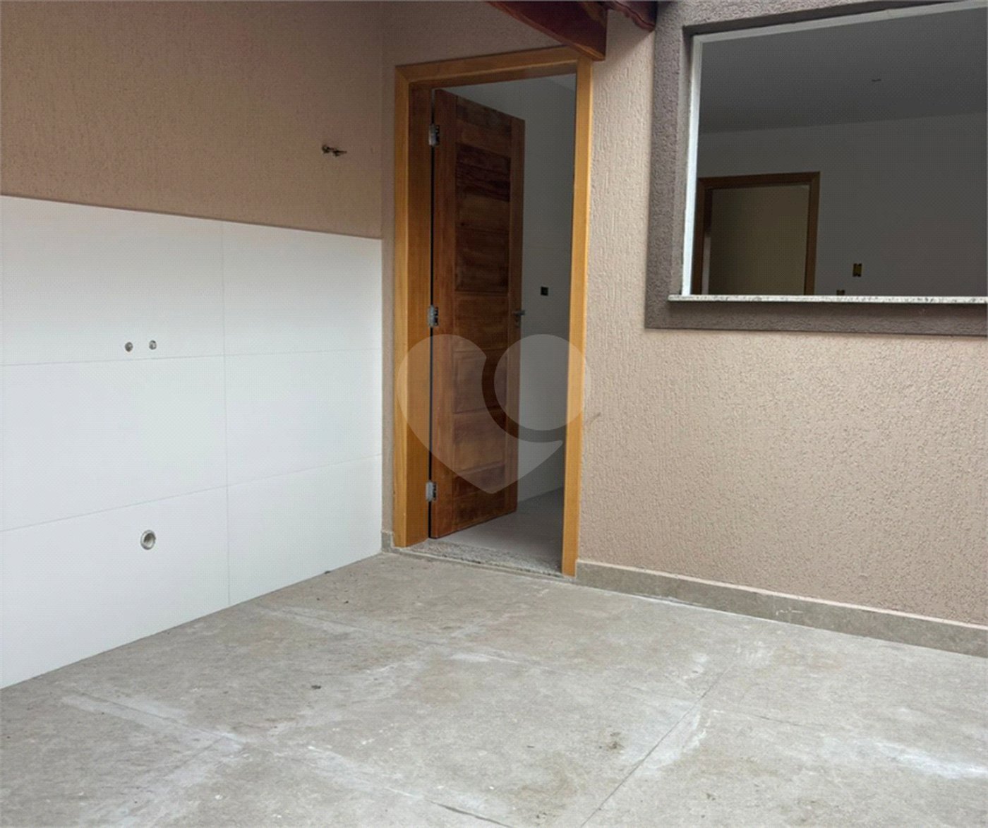 Sobrado à venda com 3 quartos, sendo 1 suíte, em Vila Nova Cachoeirinha, São Paulo, SP