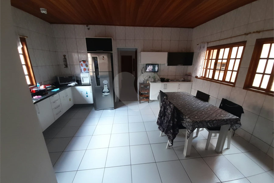 Casa Térrea à venda com 3 quartos em Vila São Pedro, Santo André, SP