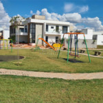 Casa em condomínio à venda com 5 quartos, sendo 3 suítes, em Wanel Ville, Sorocaba, SP