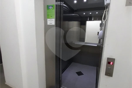 Apartamento à venda com 2 quartos, sendo 1 suíte, em Chácaras Reunidas São Jorge, Sorocaba, SP